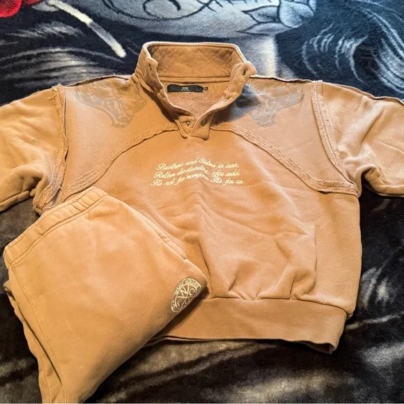 Darc Sport Tan Sweatshirt & Jogger Set - Picture 1 of 9